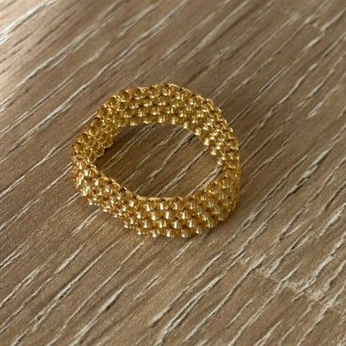 The PUT A RING ON IT collection: Plain serie 3, 4 rows!