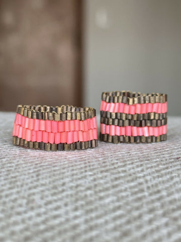 The PUT A RING ON IT collection: Lines serie 12, 4 rows!