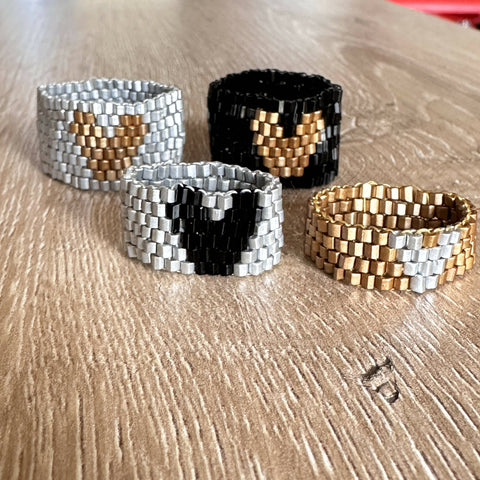 The PUT A RING ON IT collection: Heart Series, golden on silver, 8 rows!