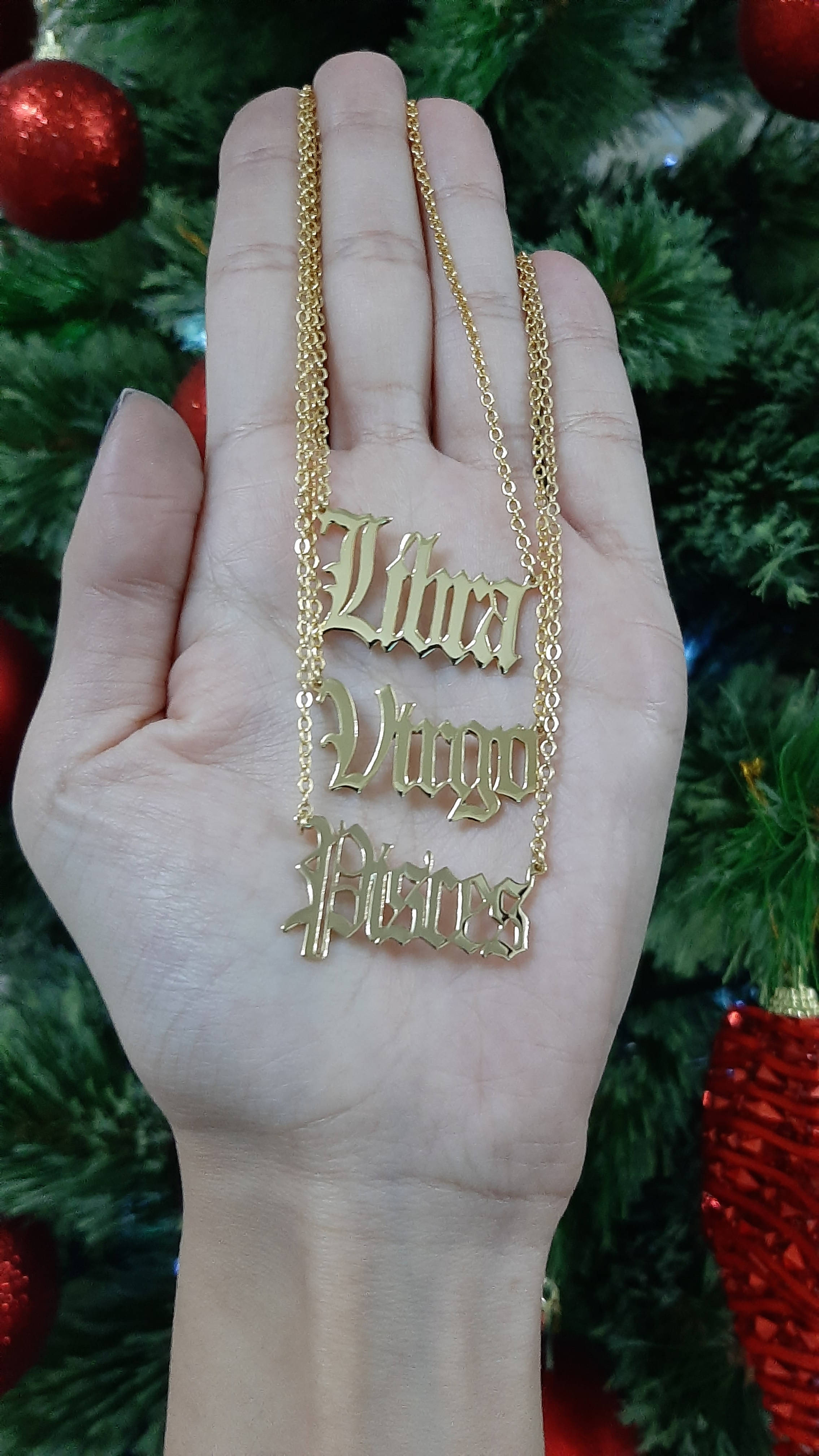 Goldplated name necklace