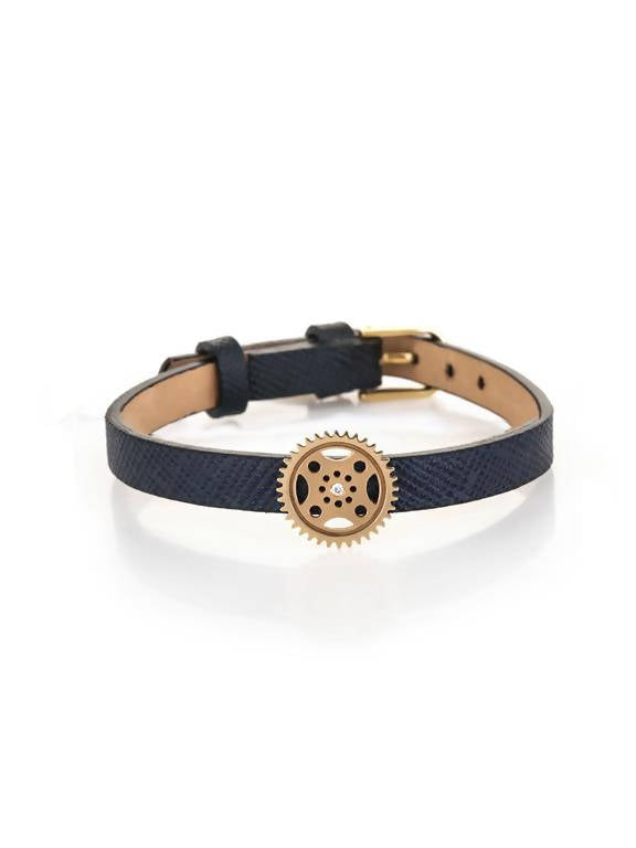 gold-uno-gear-leather-bracelet-gold-buckle - By Delcy