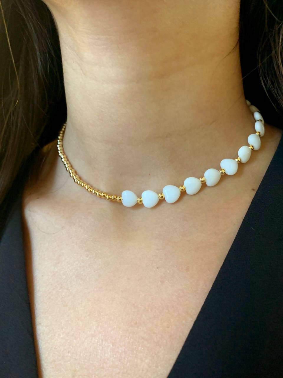 Hearts white and gold choker